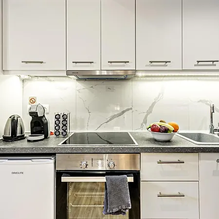 Ionian Citizen Atelier * Corfu (city)